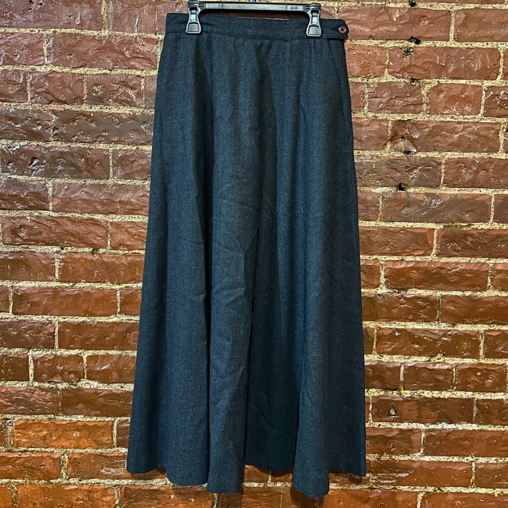 Lands End Vintage 100% Wool Gray Skirt Size 4 with Pockets